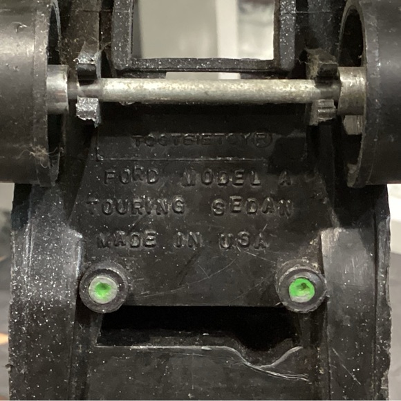 “5/$25” - Vintage Tootsietoy Model A Ford Touring Sedan - Collectible Diecast - Picture 9 of 11